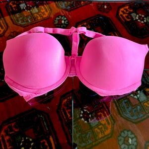 Pink by Victoria Secret Wear Everywhere Push-up Size 32C Bra.
